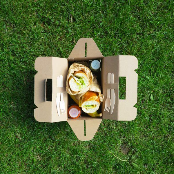 Breakfast box for catering made of cardboard